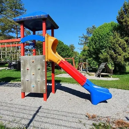 Feriendorf Hochbergle Haus 99 ليتشبروك